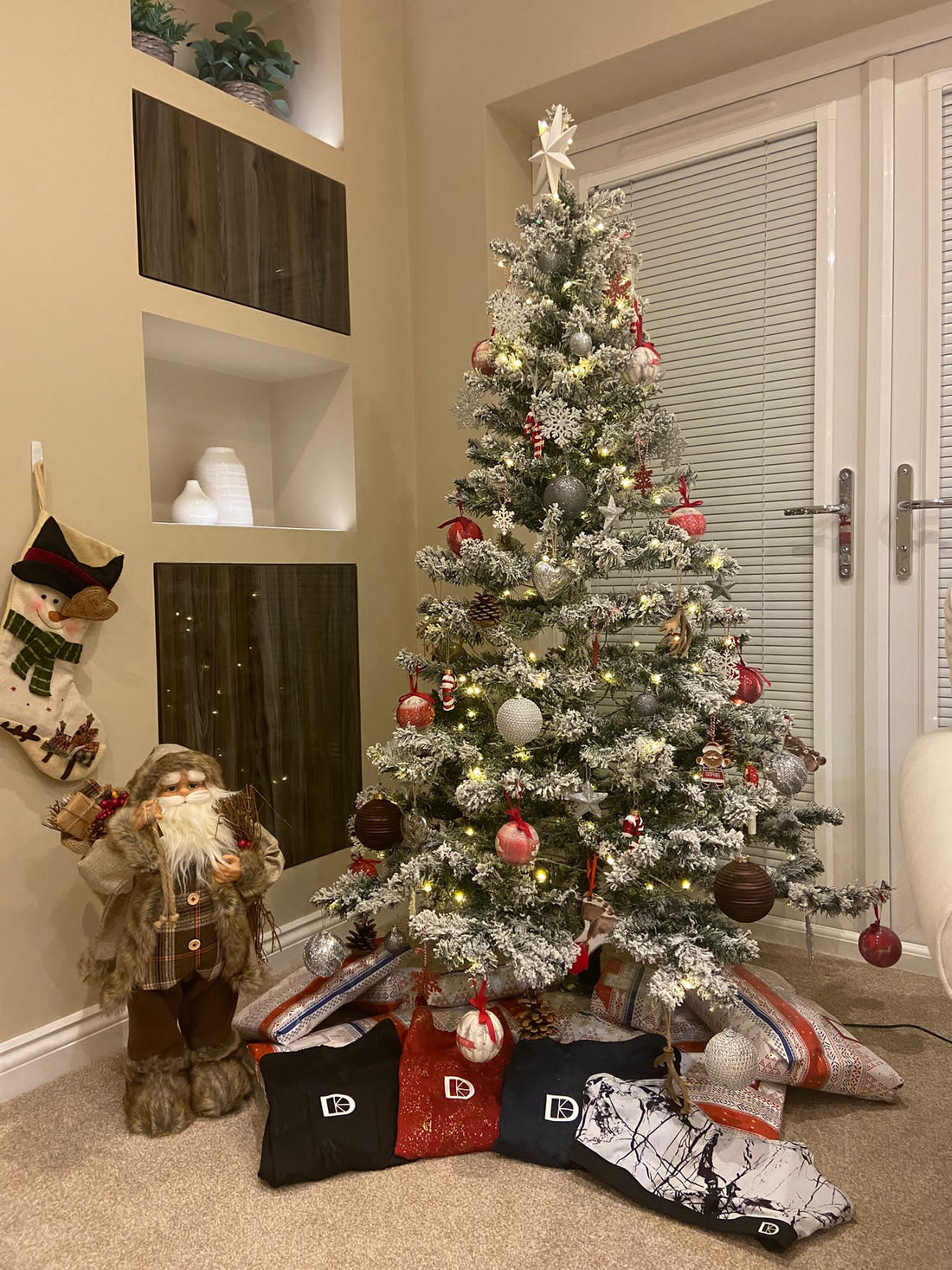 Navigating the Festive Season in Your First Trimester